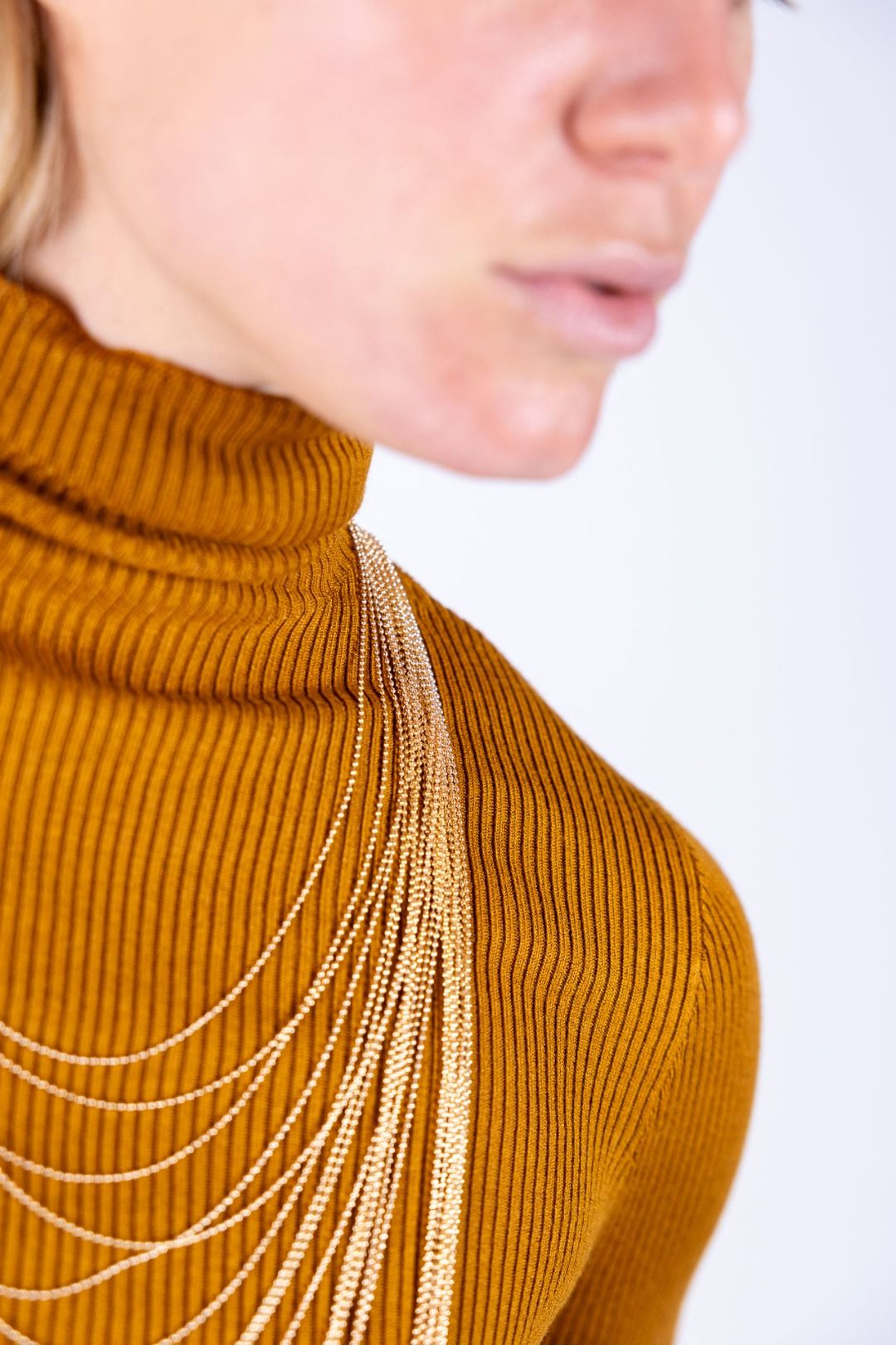 Gulp - Collana Multifilo