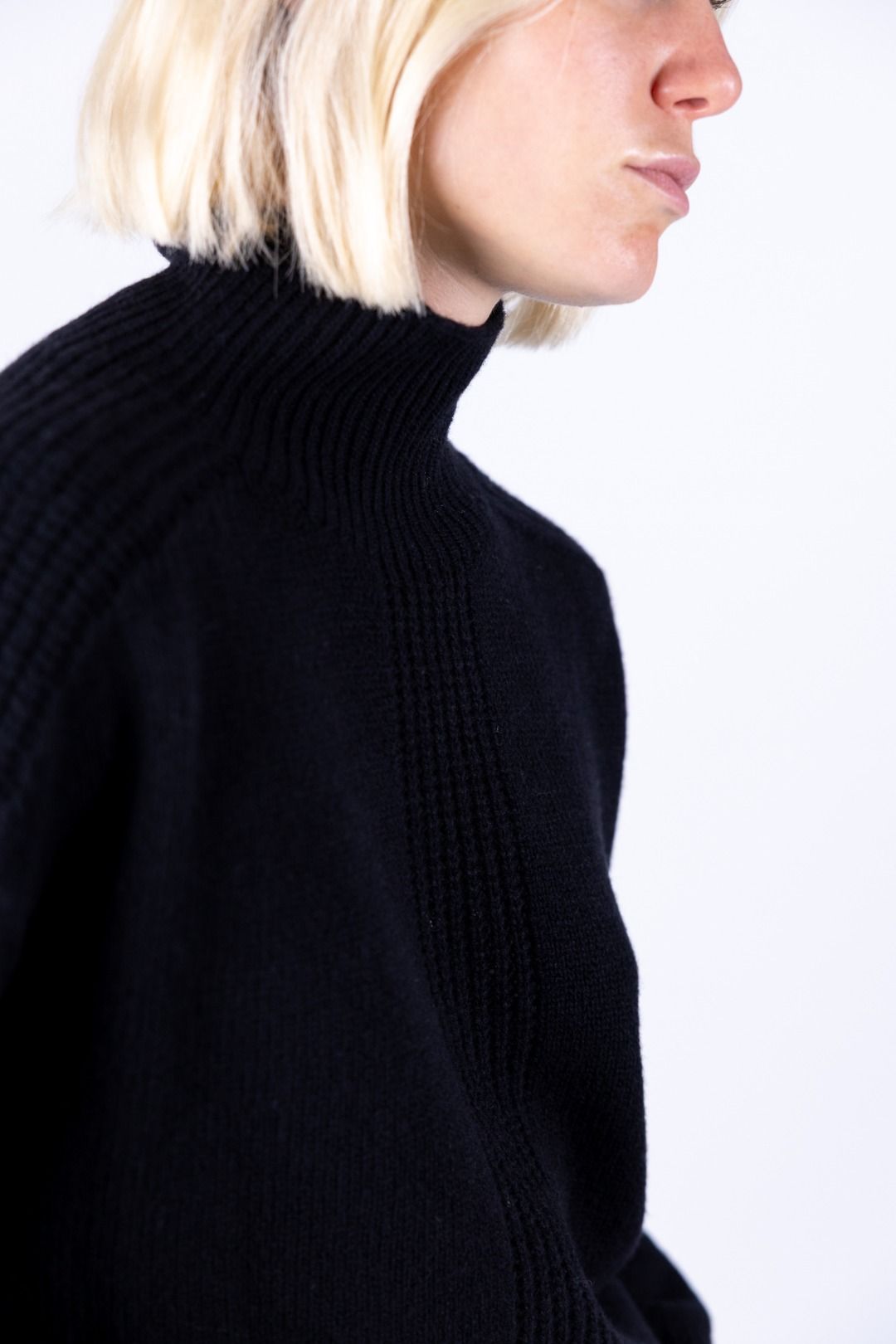 Nhoi Lab - Maglia collo cratere