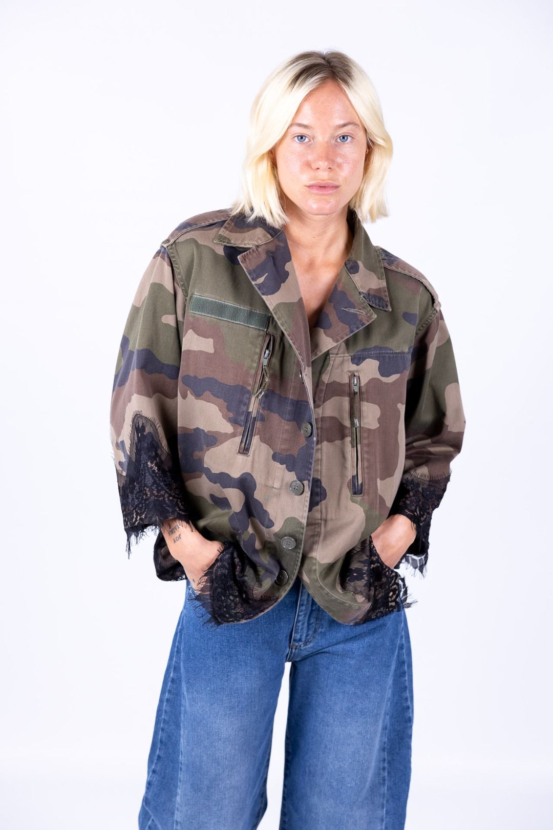 Tensione In - Giacca camouflage con pizzo