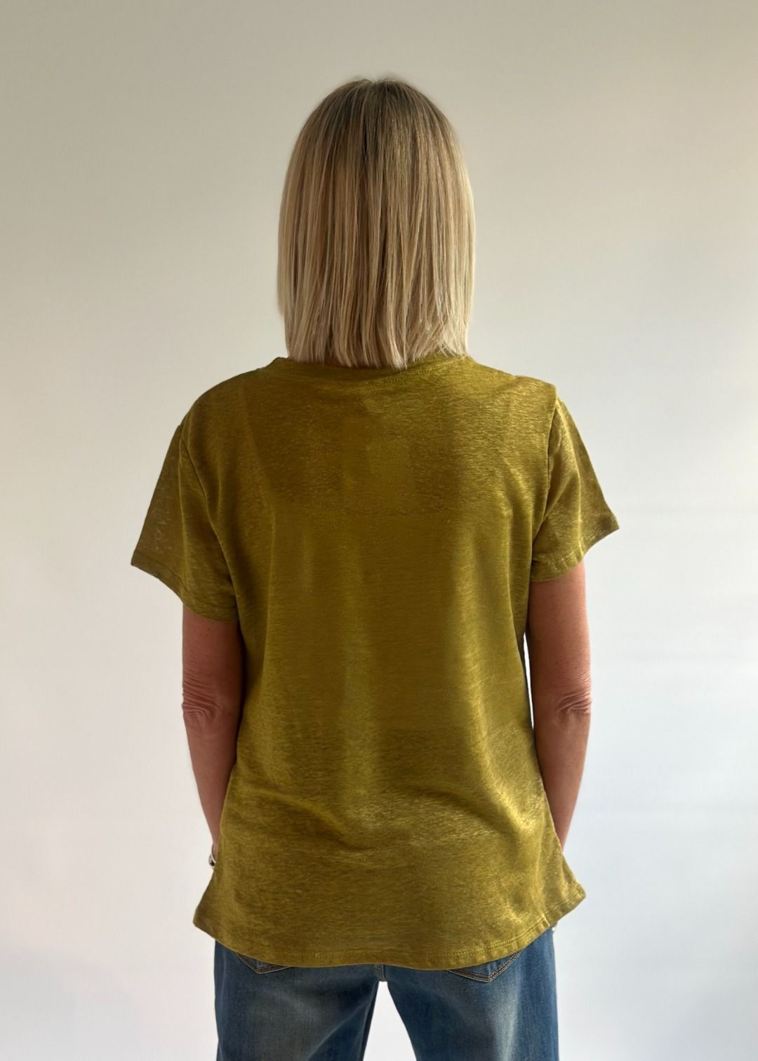 Novepuntouno - T-shirt slim in lino
