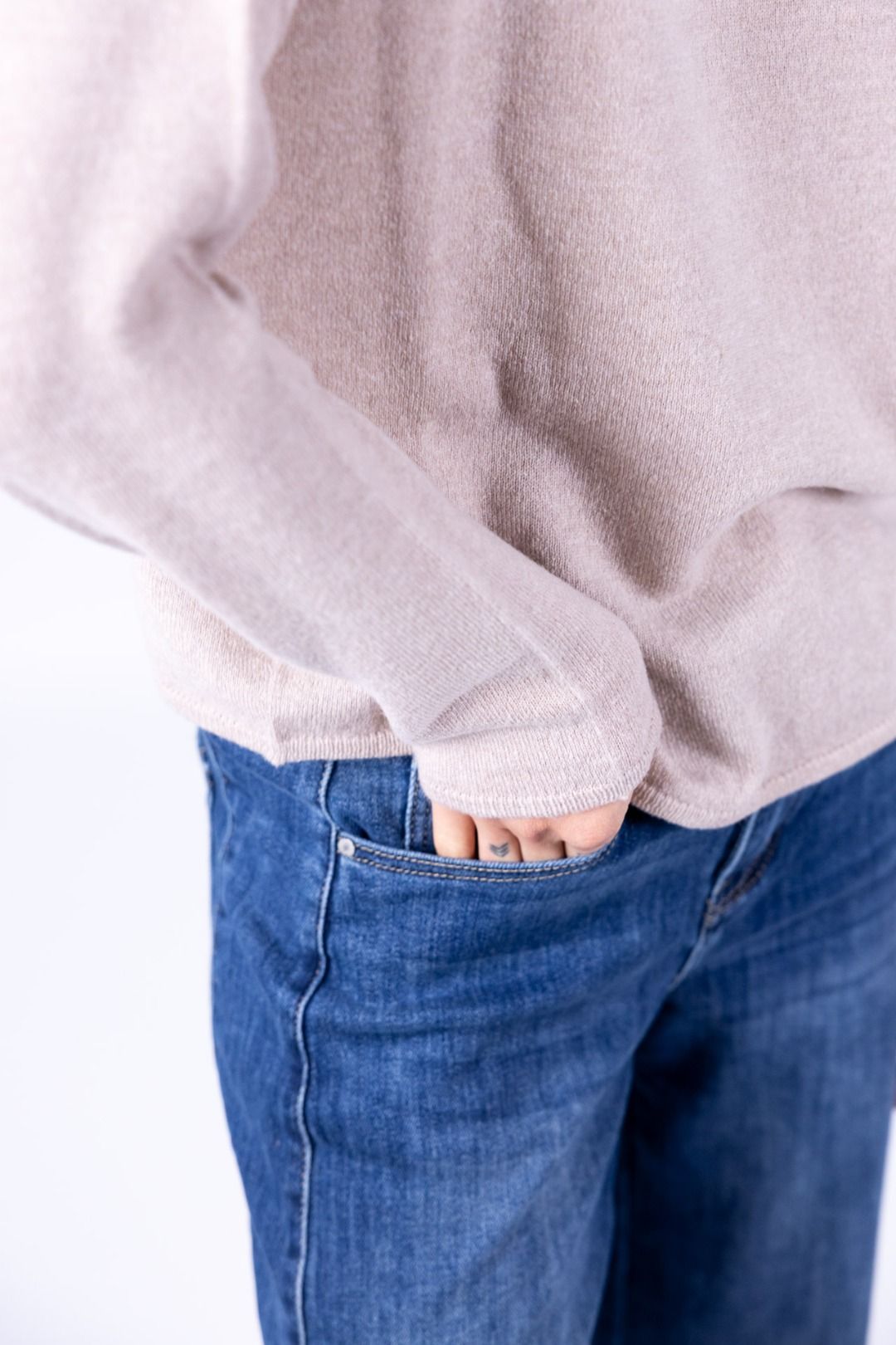 Nhoi Lab - Maglia con collo a cratere