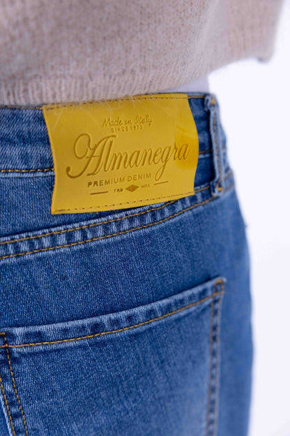 Almanegra - Jeans Susy a zampa