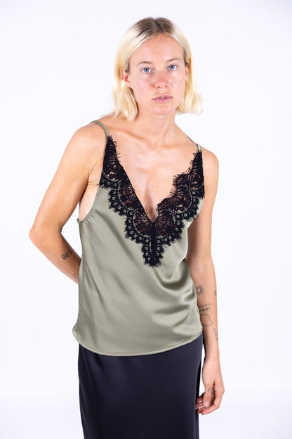 Tensione in - Top pizzo con spallino