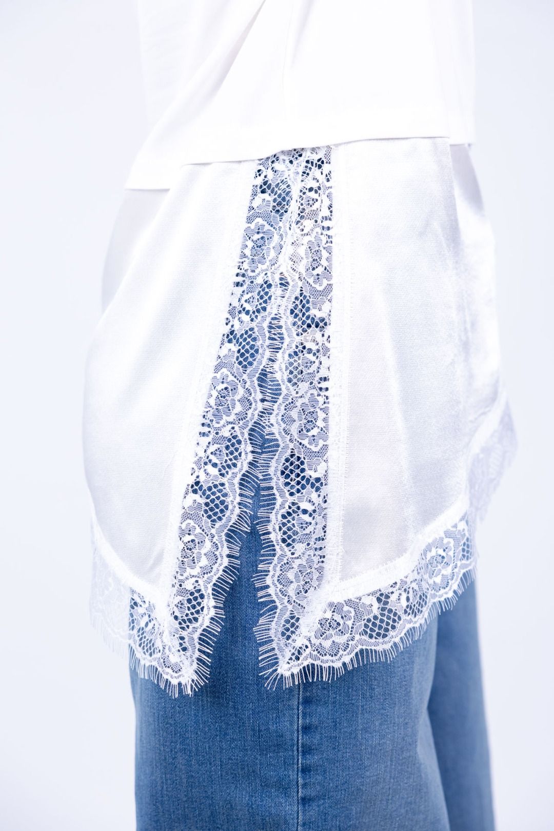 Le Streghe - T-shirt in pizzo