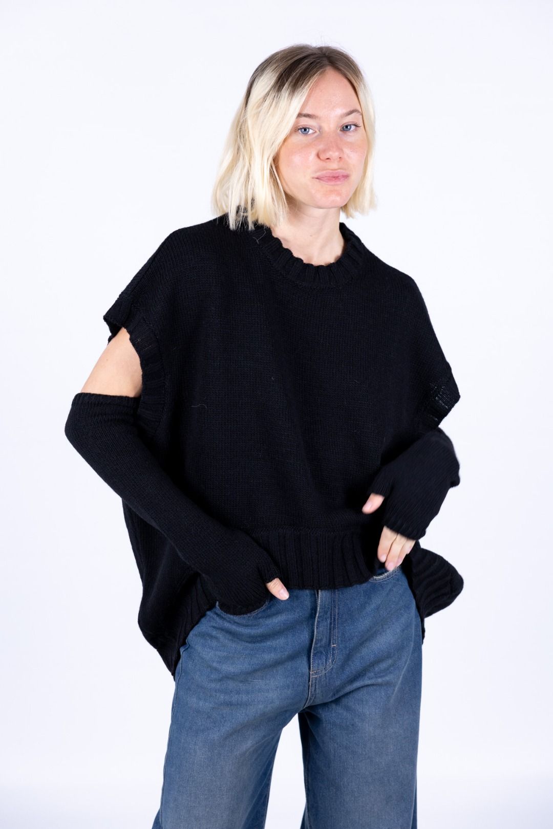 Tensione in - Gilet stondato con manicotti