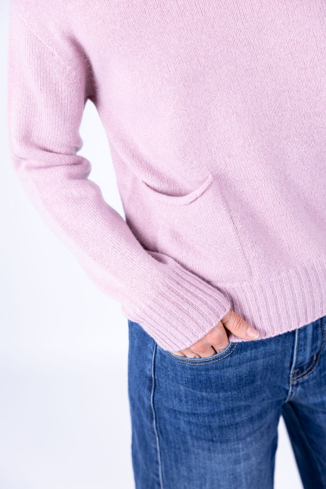 Nhoi Lab - Maglia con taschine girocollo