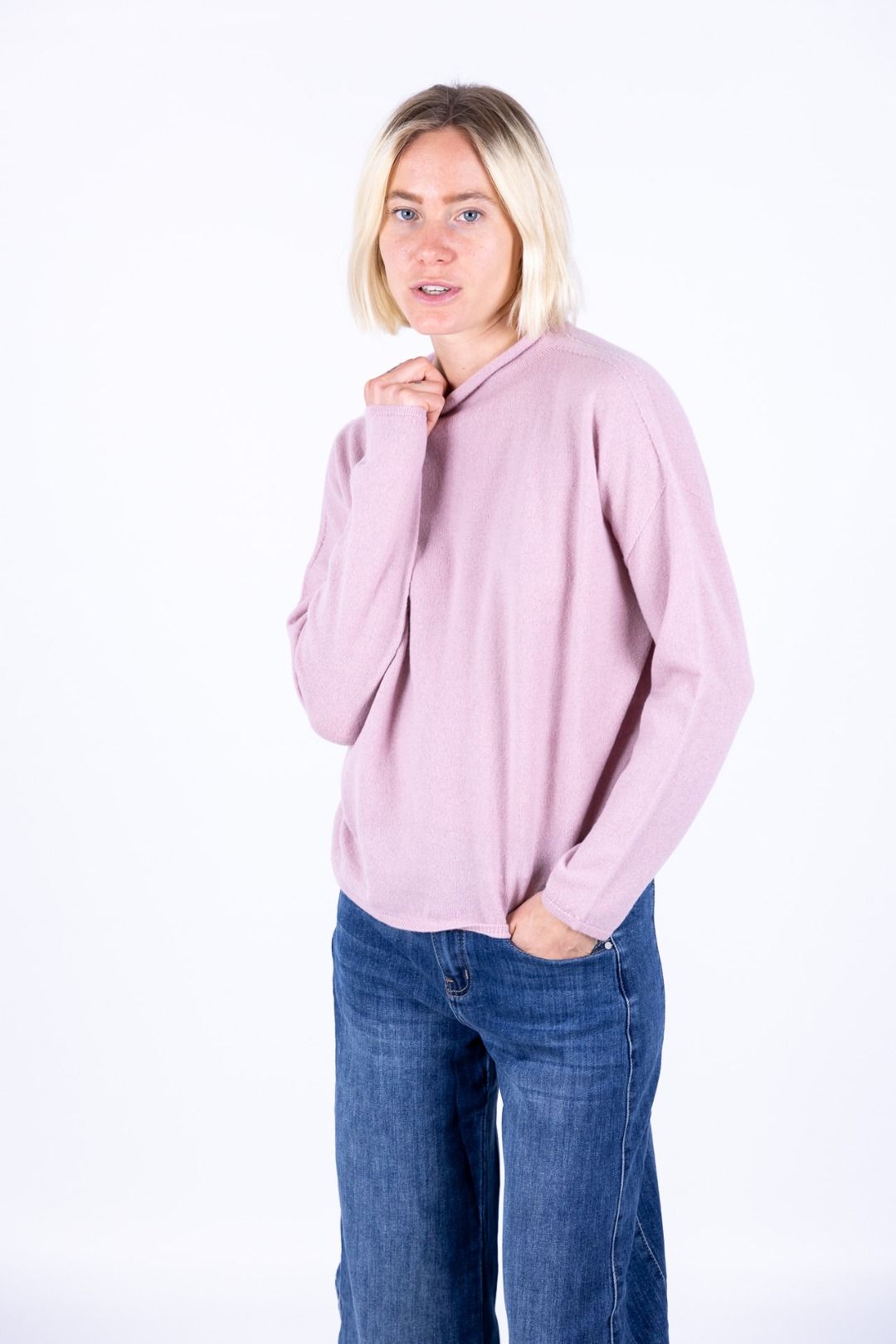 Nhoi Lab - Maglia con collo a cratere