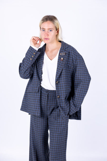 Tensione In - Giacca con spille