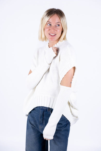 Tensione in - Gilet stondato con manicotti