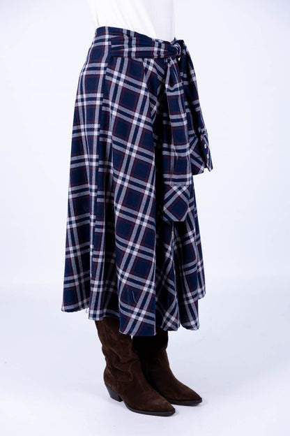 Tensione in - Gonna maniche camicia