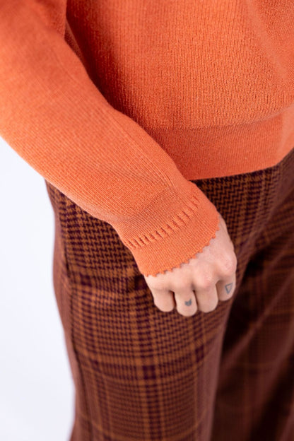 Surkana - Maglia slim collo lupetto