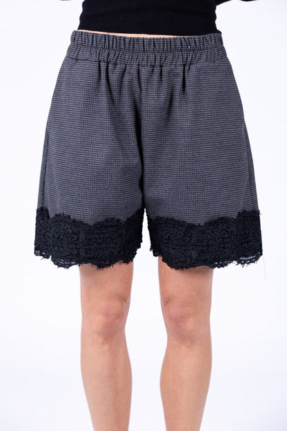 Susy Mix - Short con pizzo