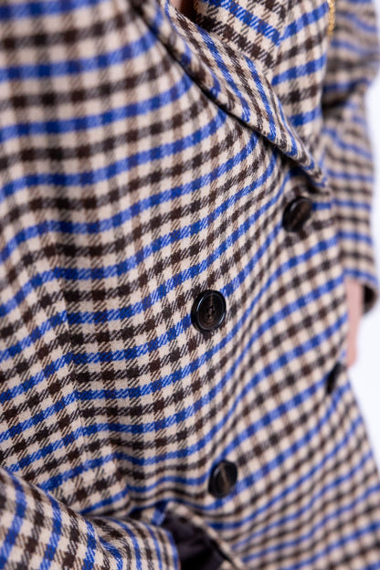 Tensione In - Giacca quadro con spilla