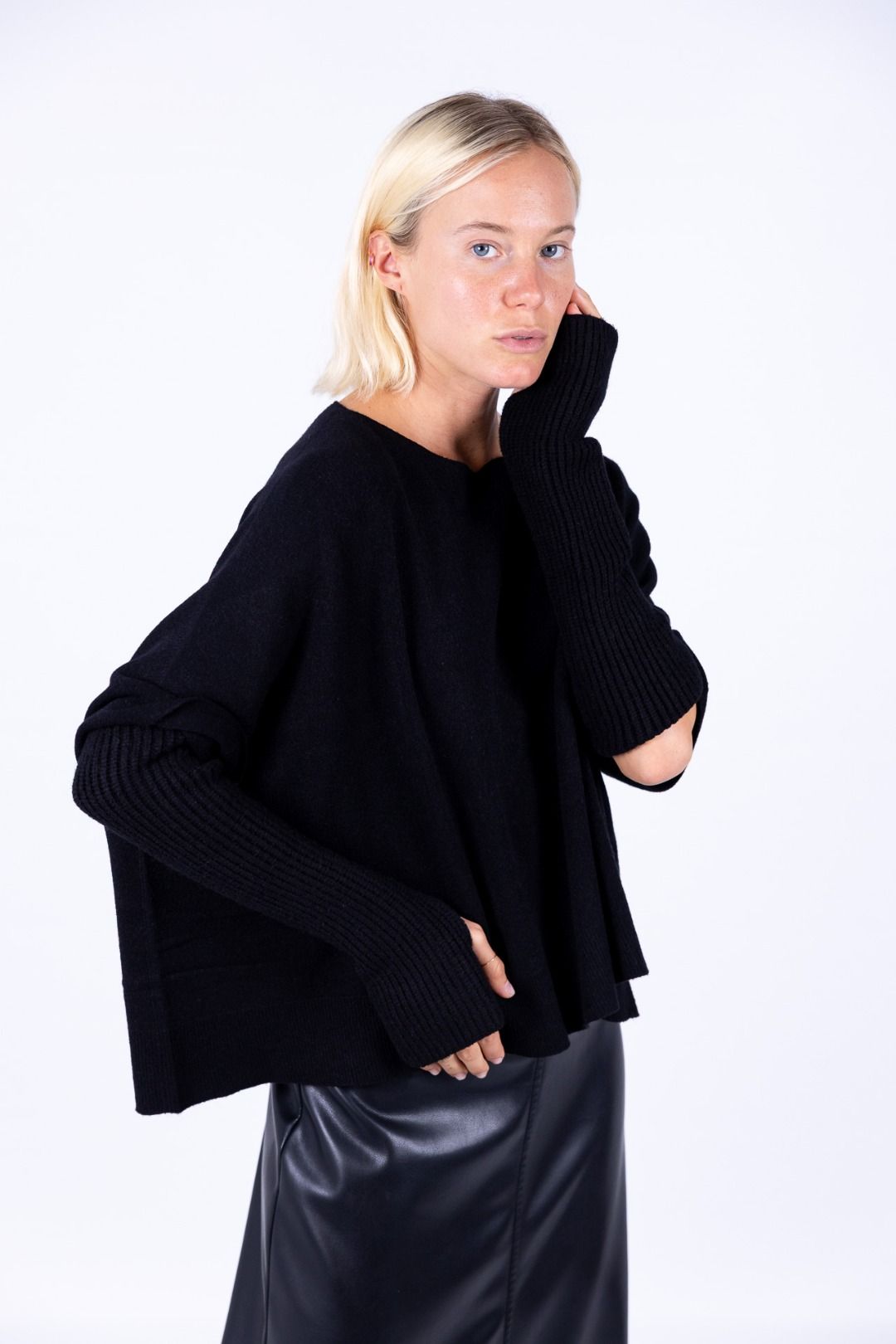 Arvs - Maglia scatoletta con manicotto