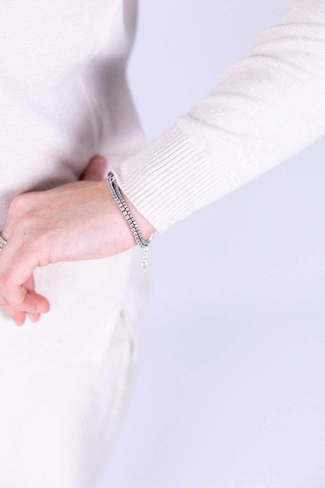 Dejavù - Maglia scollo a V con spacchetti