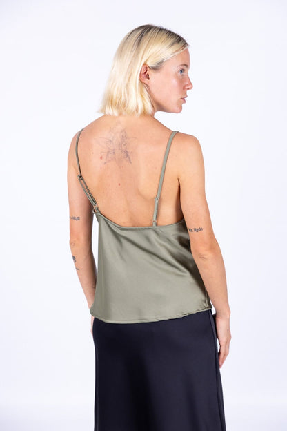 Tensione in - Top pizzo con spallino