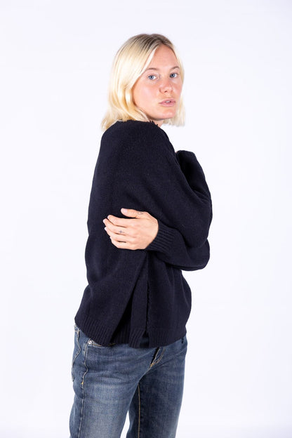 Arvs - Maglia barchetta con frangia verticale