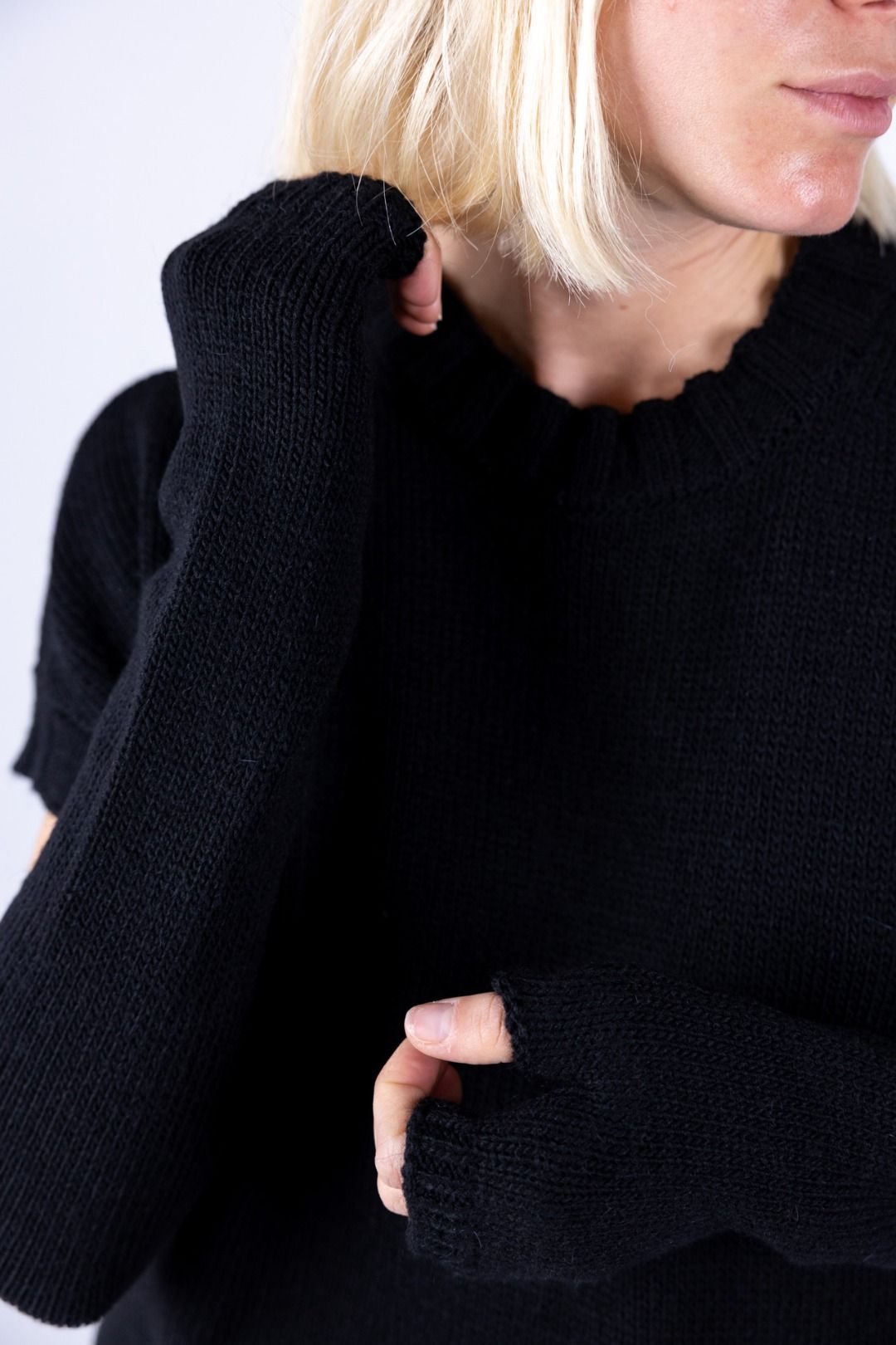 Tensione in - Gilet stondato con manicotti