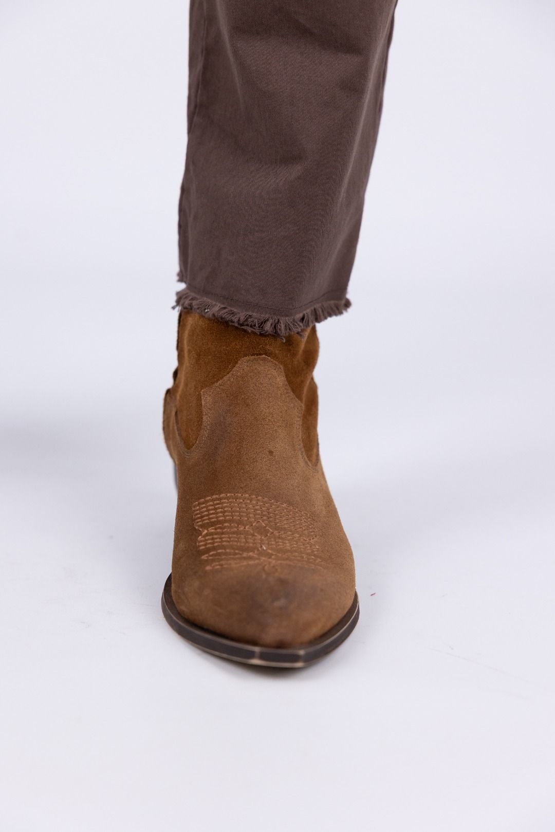 Tensione in - Pantalone con frange
