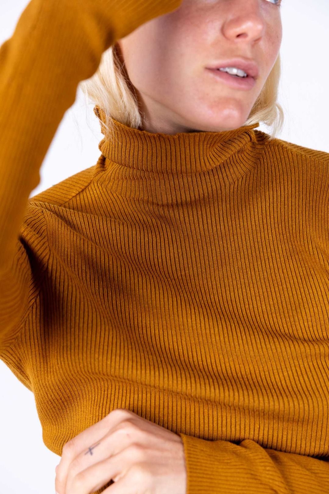Surkana - Maglia lupetto costine