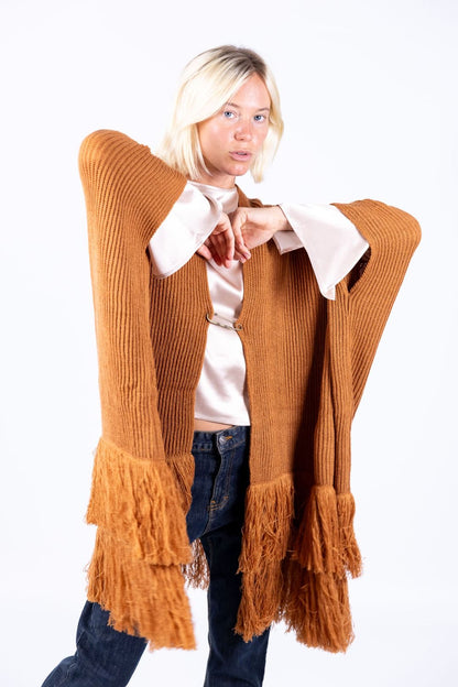 Surkana - Poncho con spilla e frange