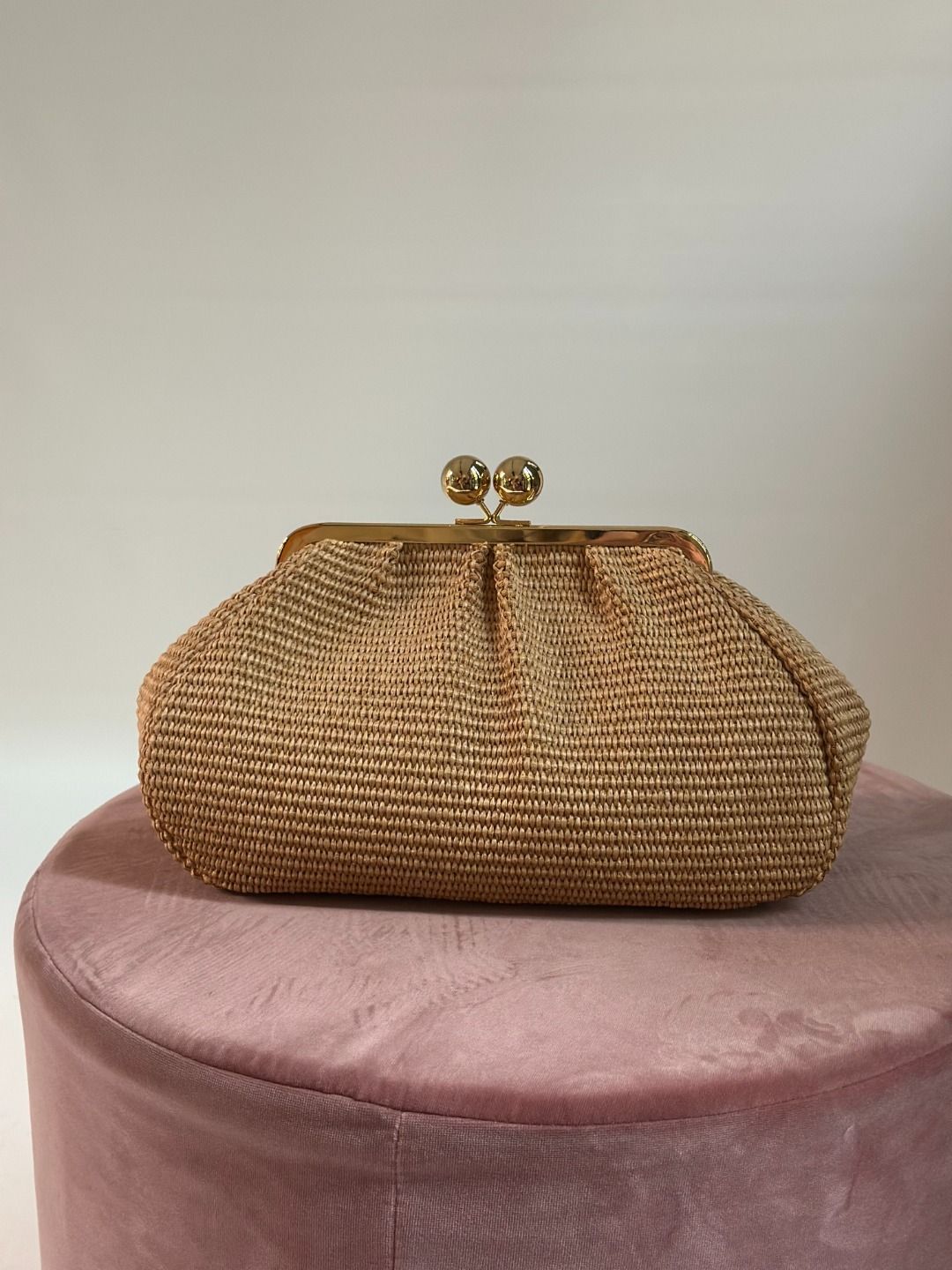 Gulp - Borsa in raffia con chiusura in metallo