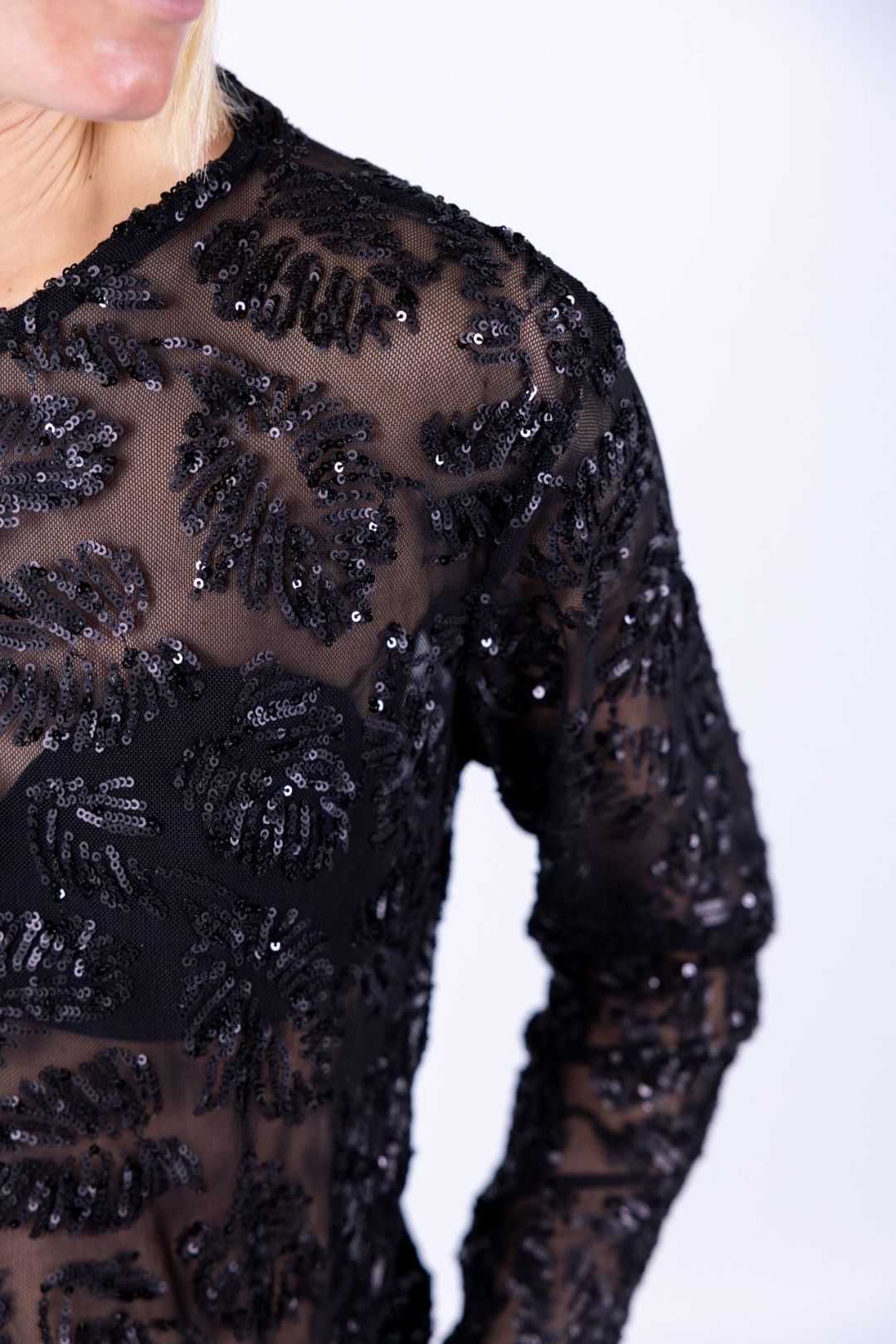 Tensione in - Maglia ricamo