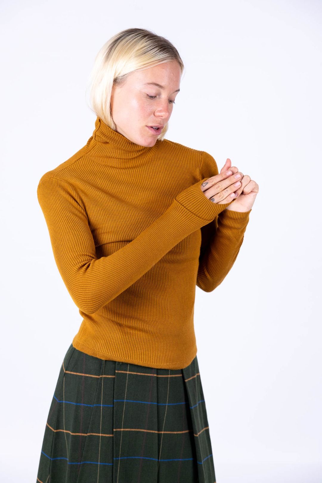 Surkana - Maglia lupetto costine