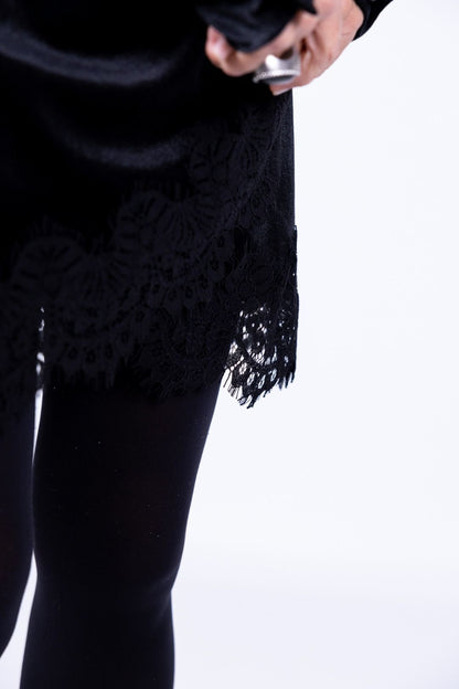 Tensione In - Abito corto con pizzo