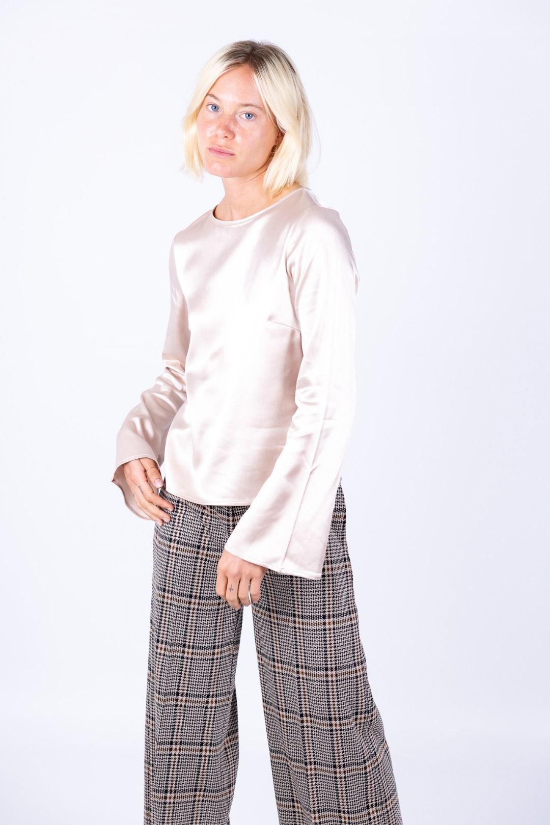 Surkana - Camicia con maniche leggermente a calla