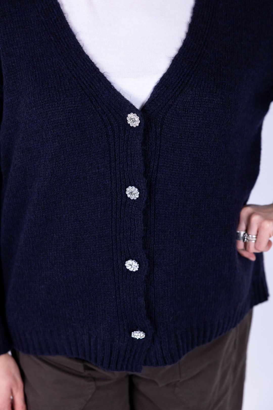 Susy Star - Cardigan con bottone gioiello