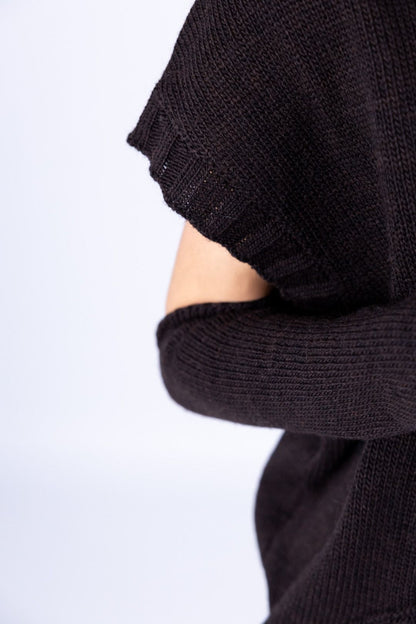 Tensione in - Gilet stondato con manicotti