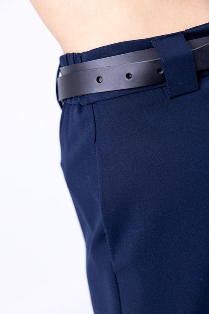 Tensione in - Pantalone con cintura