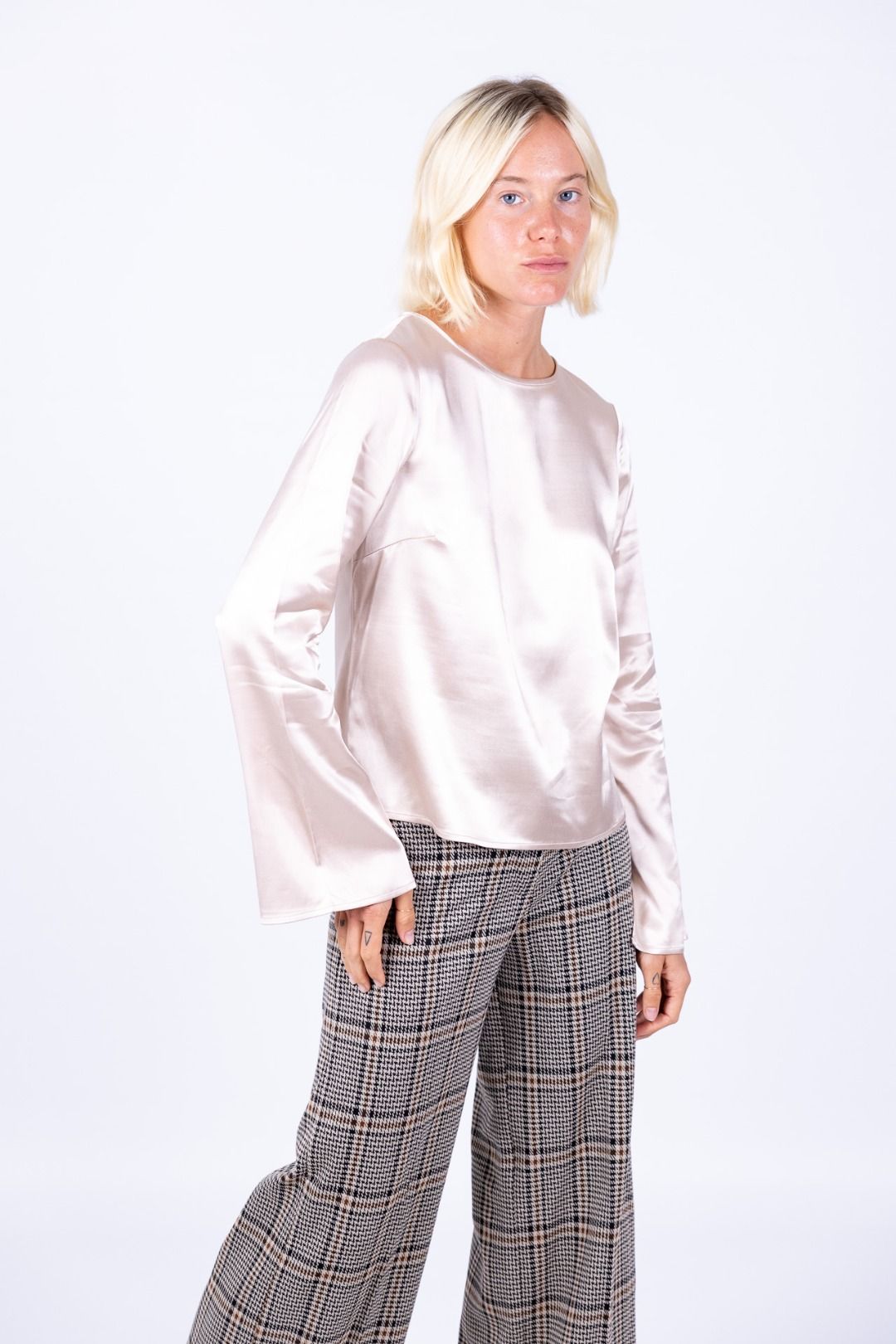 Surkana - Camicia con maniche leggermente a calla