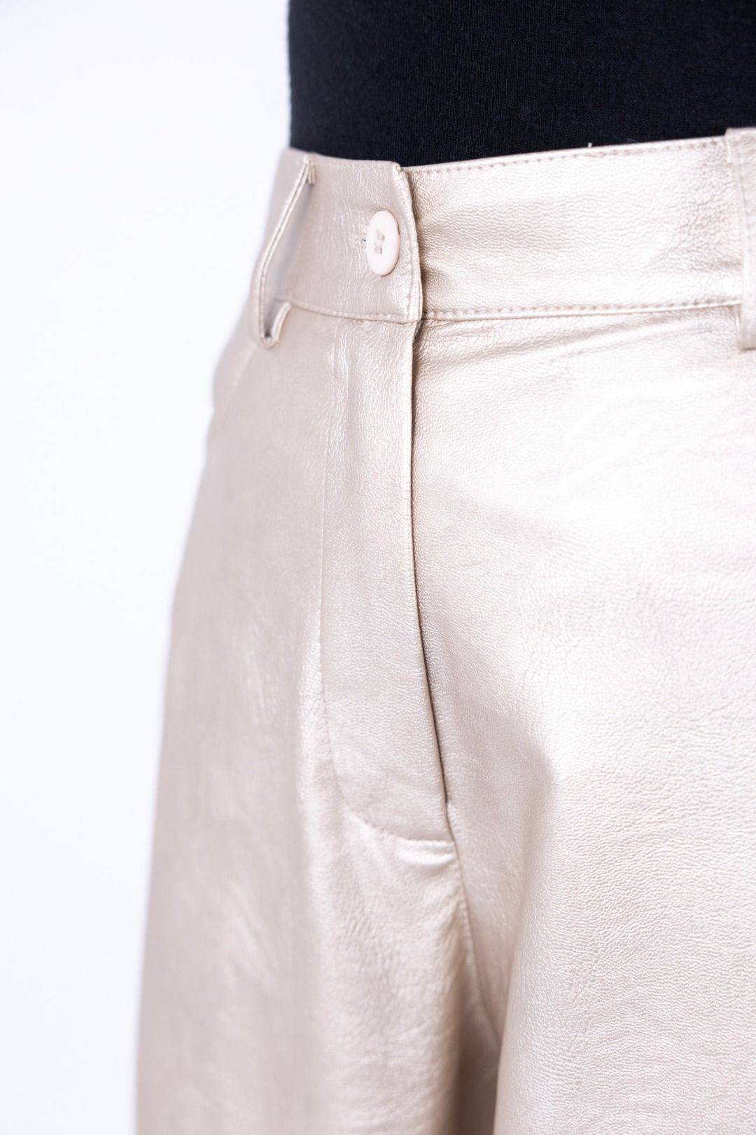 Tensione In - Pantalone ecopelle ovetto