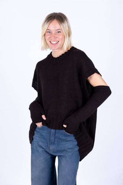 Tensione in - Gilet stondato con manicotti