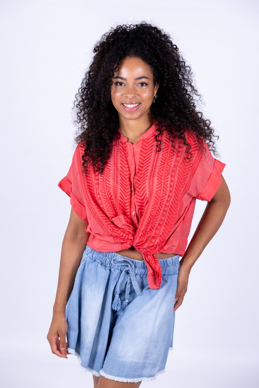 Tensione In - Camicia in mussola con ricamo m/c