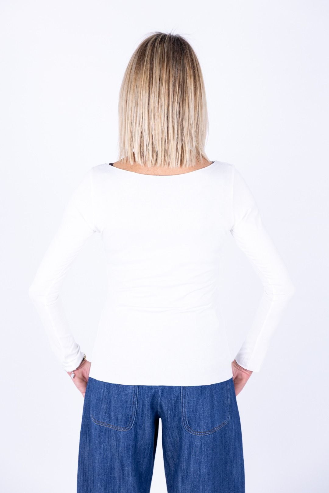 Susy Mix - T-shirt barchetta taglio vivo