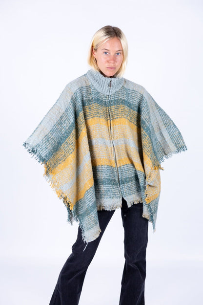 Surkana - Poncho a quadri con zip
