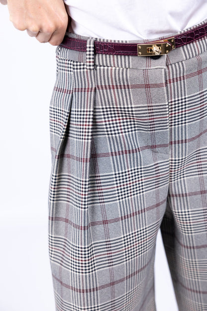 Tensione in - Pantalone grigio