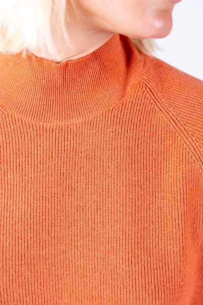 Surkana - Maglia slim collo lupetto