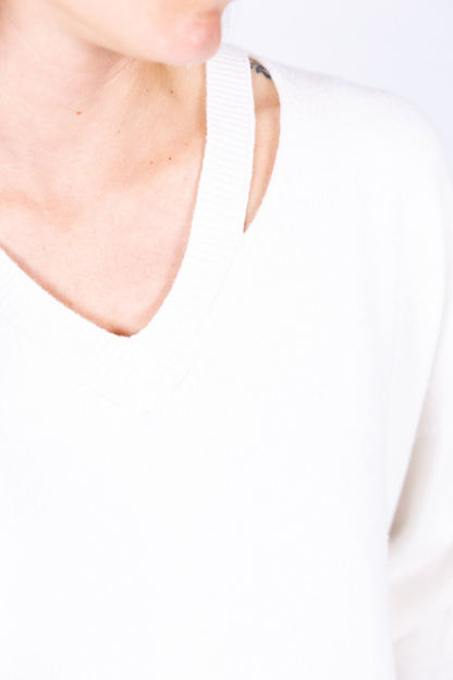 Tensione In - Maglia con buchi sulla spalla