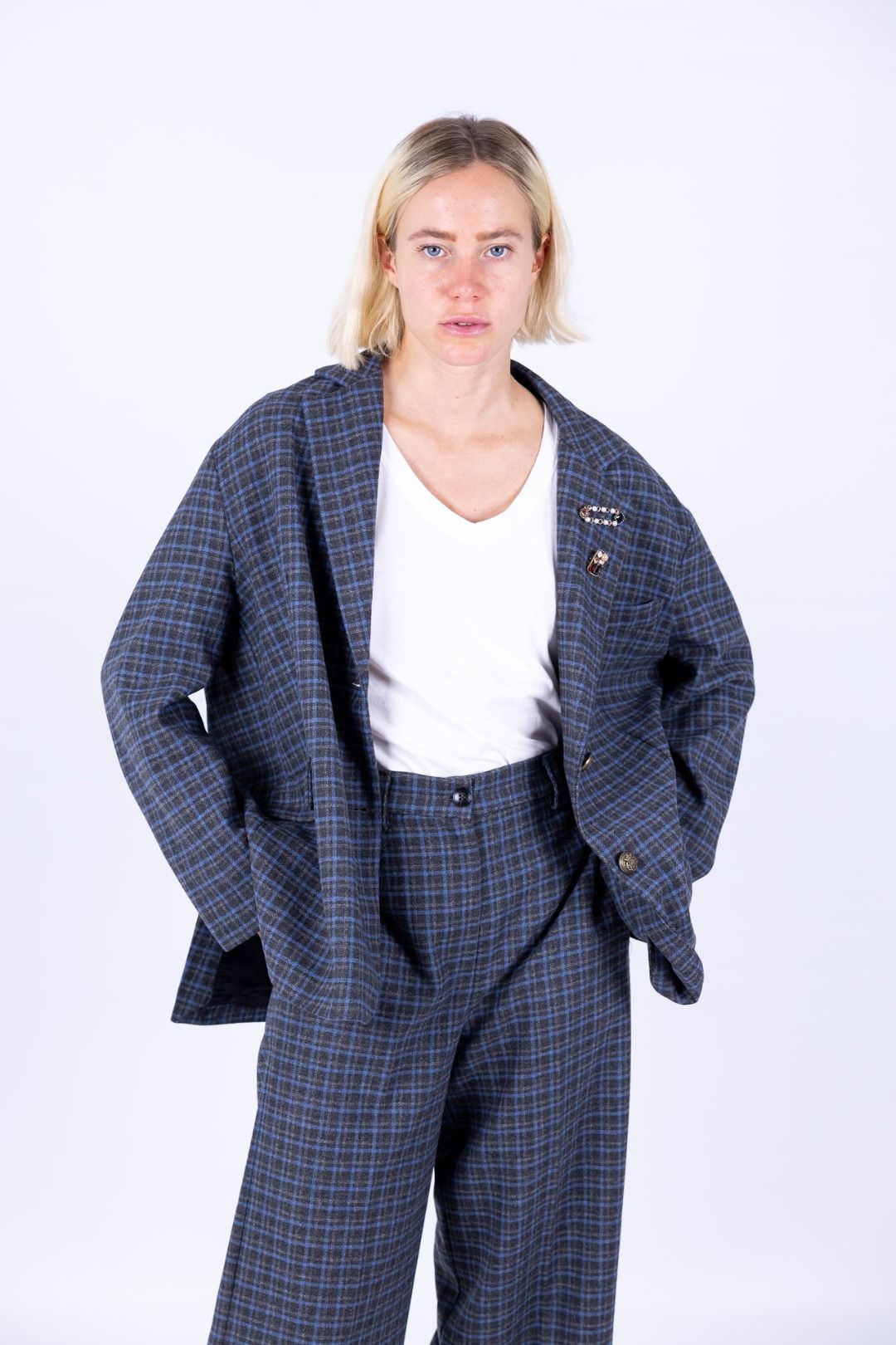 Tensione In - Giacca con spille