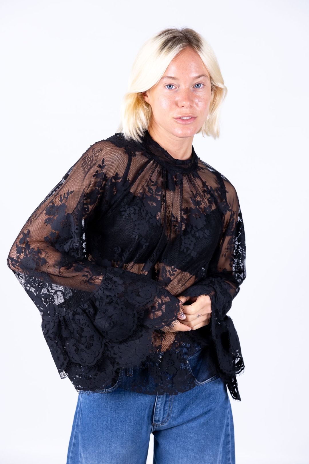 Tensione In - Camicia in pizzo