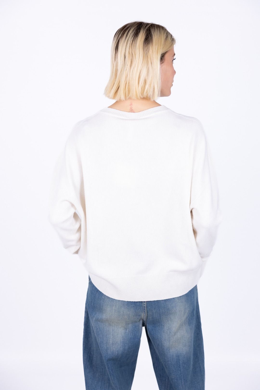 Tensione In - Maglia con buchi sulla spalla