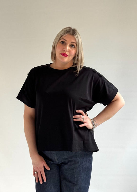 Susy Star - T-shirt con pizzo