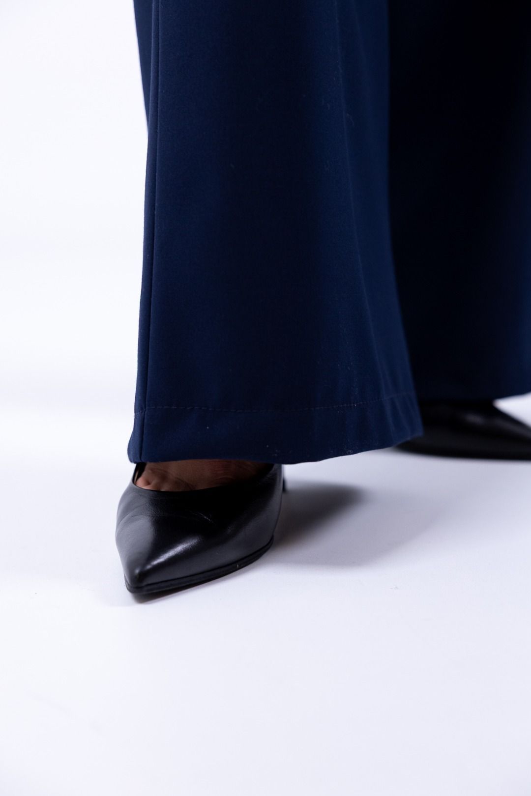 Tensione in - Pantalone con cintura