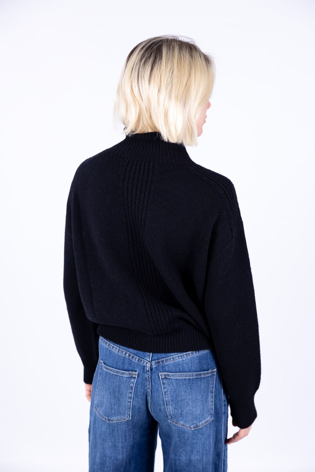 Nhoi Lab - Maglia collo cratere