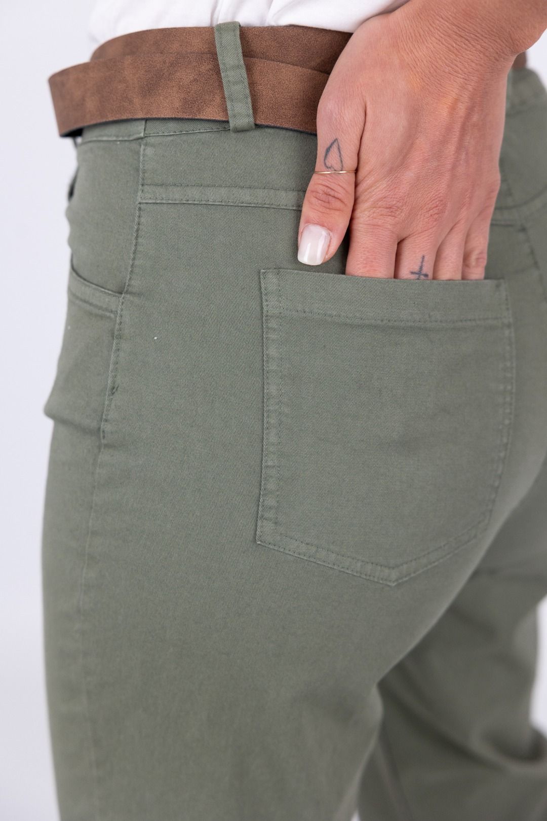 Tensione in - Pantalone con frange