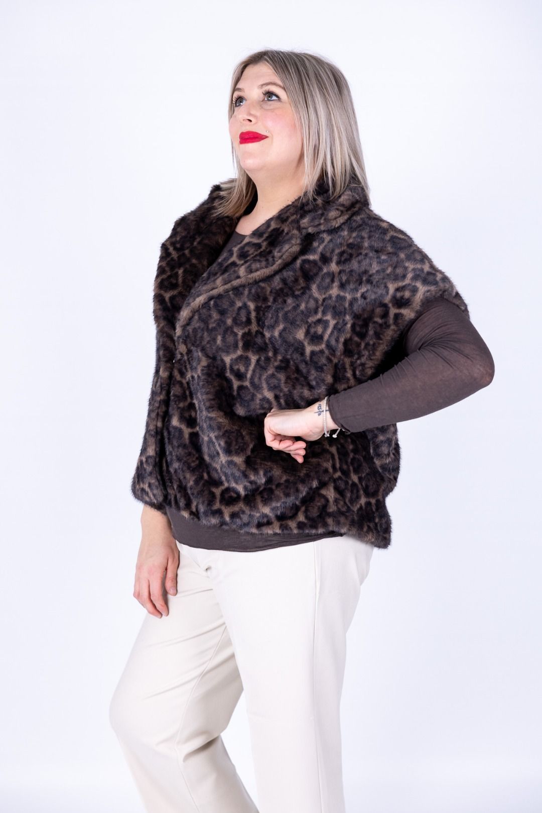 Dejavu - Cappa maculata